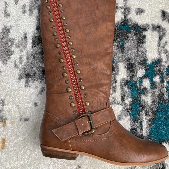Francescas Not Rated Brown Boot with Gemstones - Picture 1 of 8